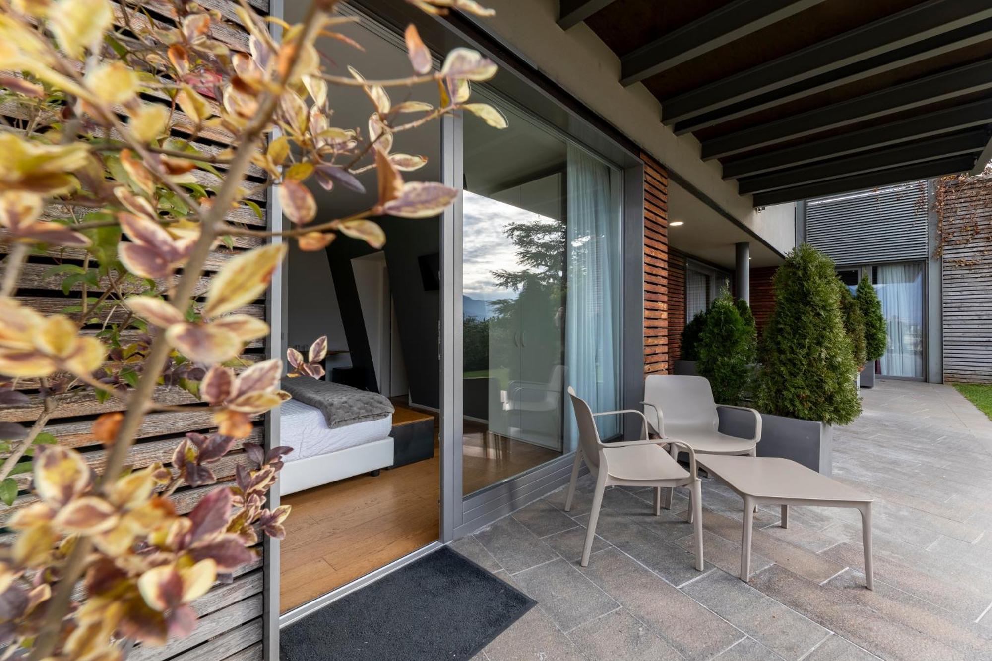 La Villa - Luxury Guest House เตรนโต ภายนอก รูปภาพ